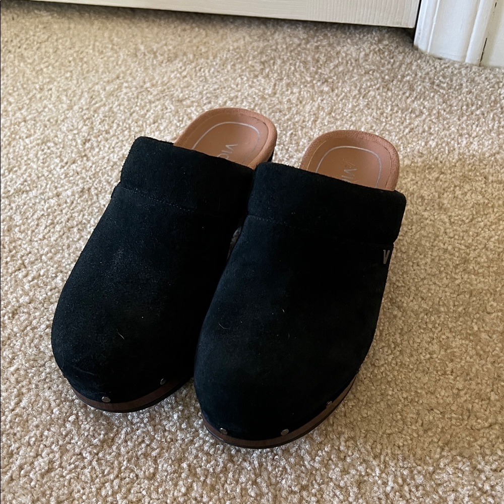 Vionic Black Suede Mules